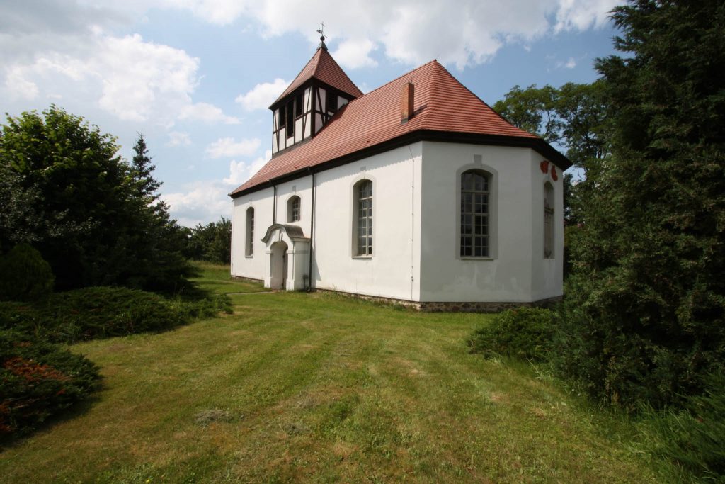 Kirche Görzig - Pfarrsprengel Beeskow, Görziger Straße 54a in Rietz-Neuendorf