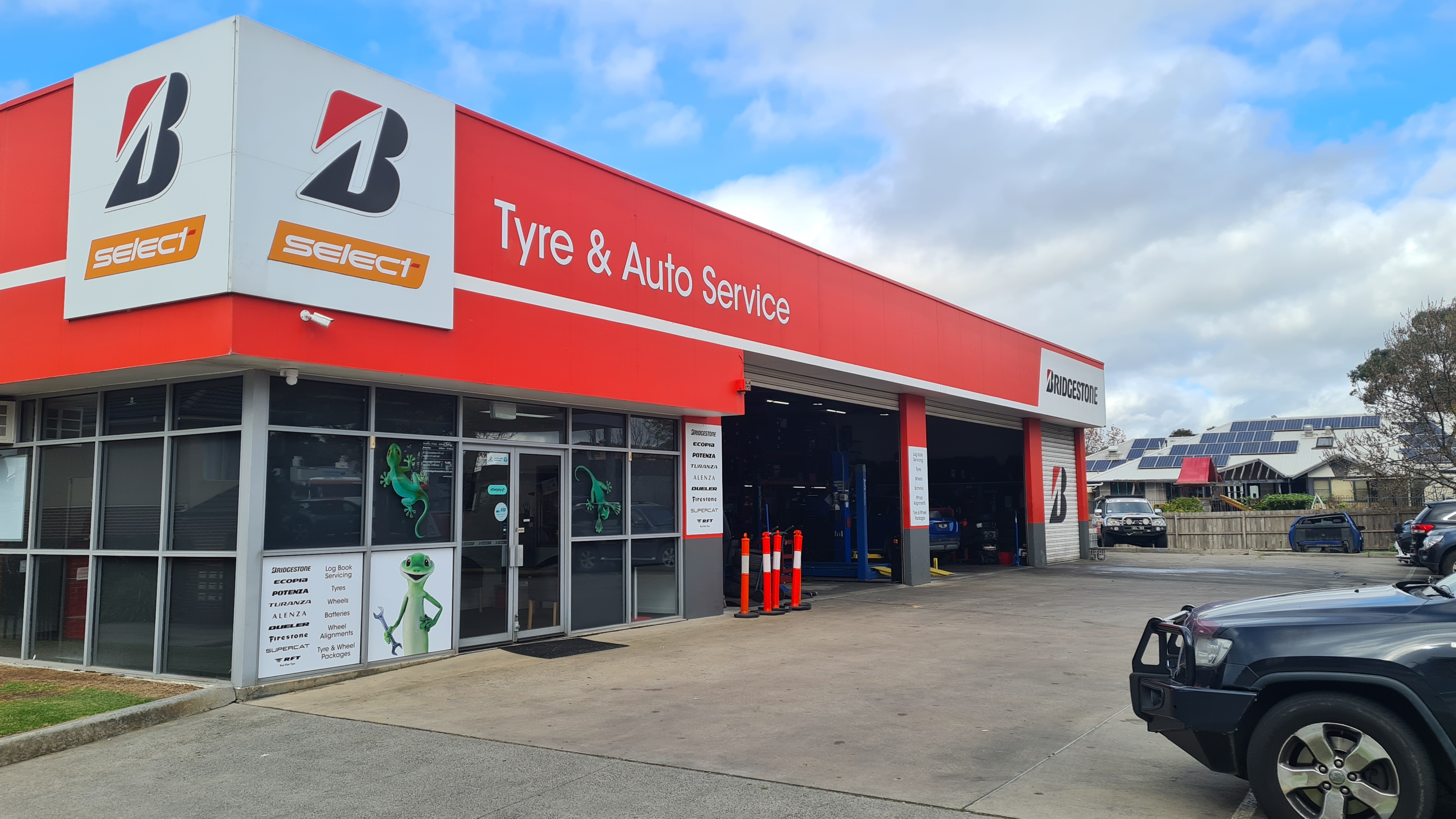 Images Bridgestone Select Tyre & Auto Hampton Park