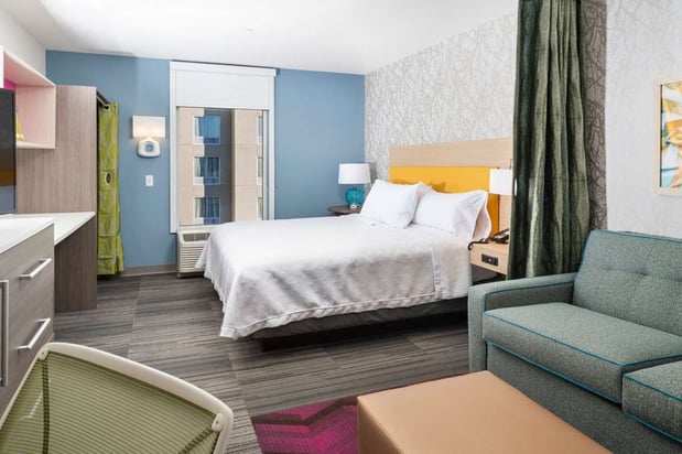 Images Home2 Suites by Hilton Newark Airport