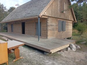 Komandax - statybos ir paviršių paruošimo darbus atliekanti įmonė