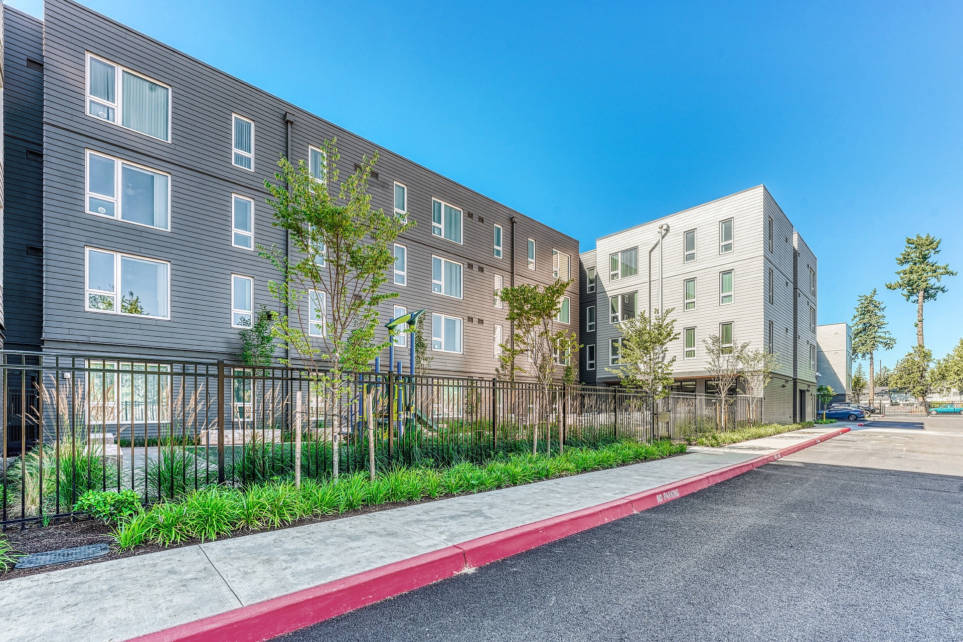 Exterior View at Terracina Vista, Portland, 97233-4299