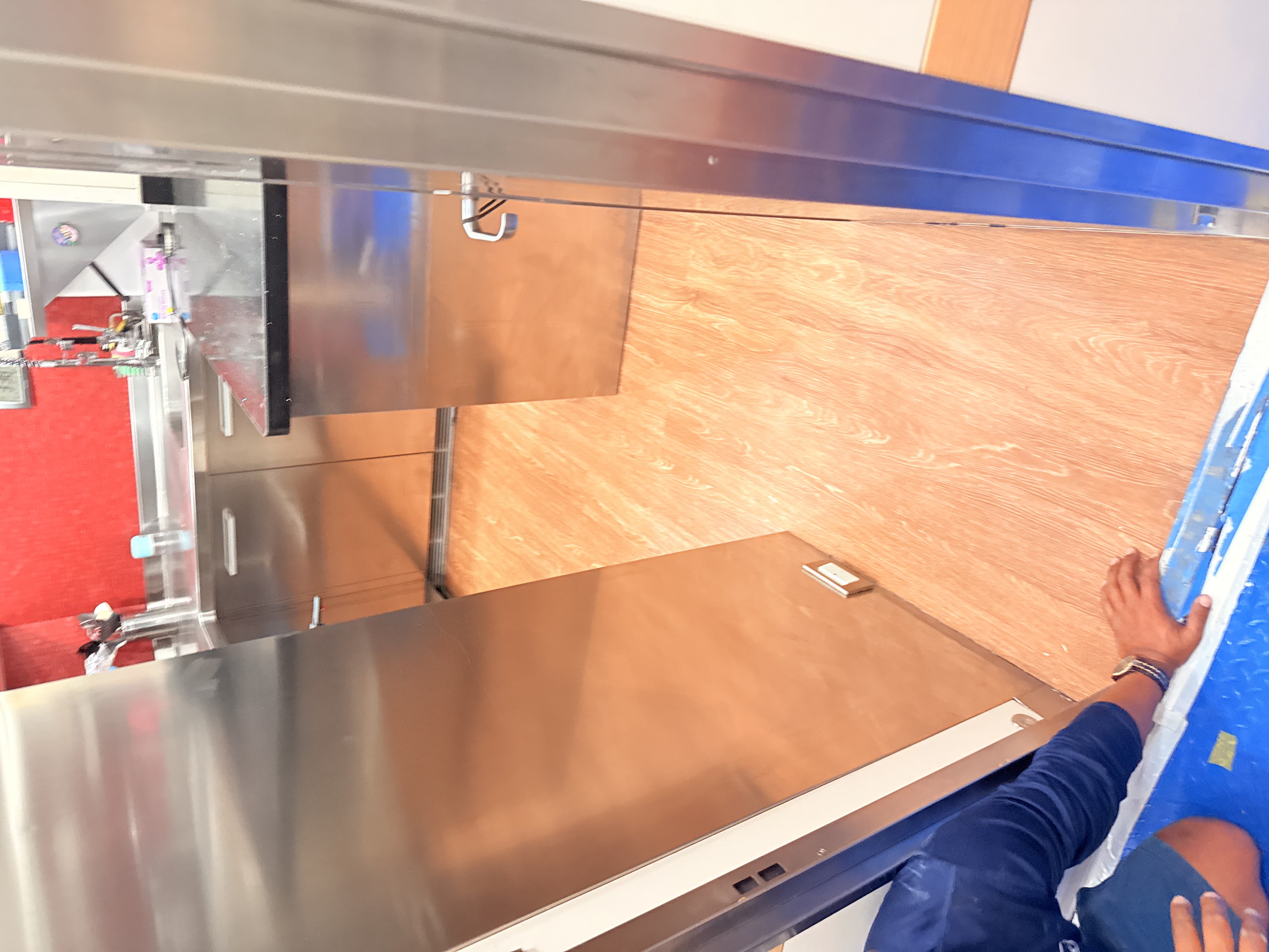 Floor Coverings International Image