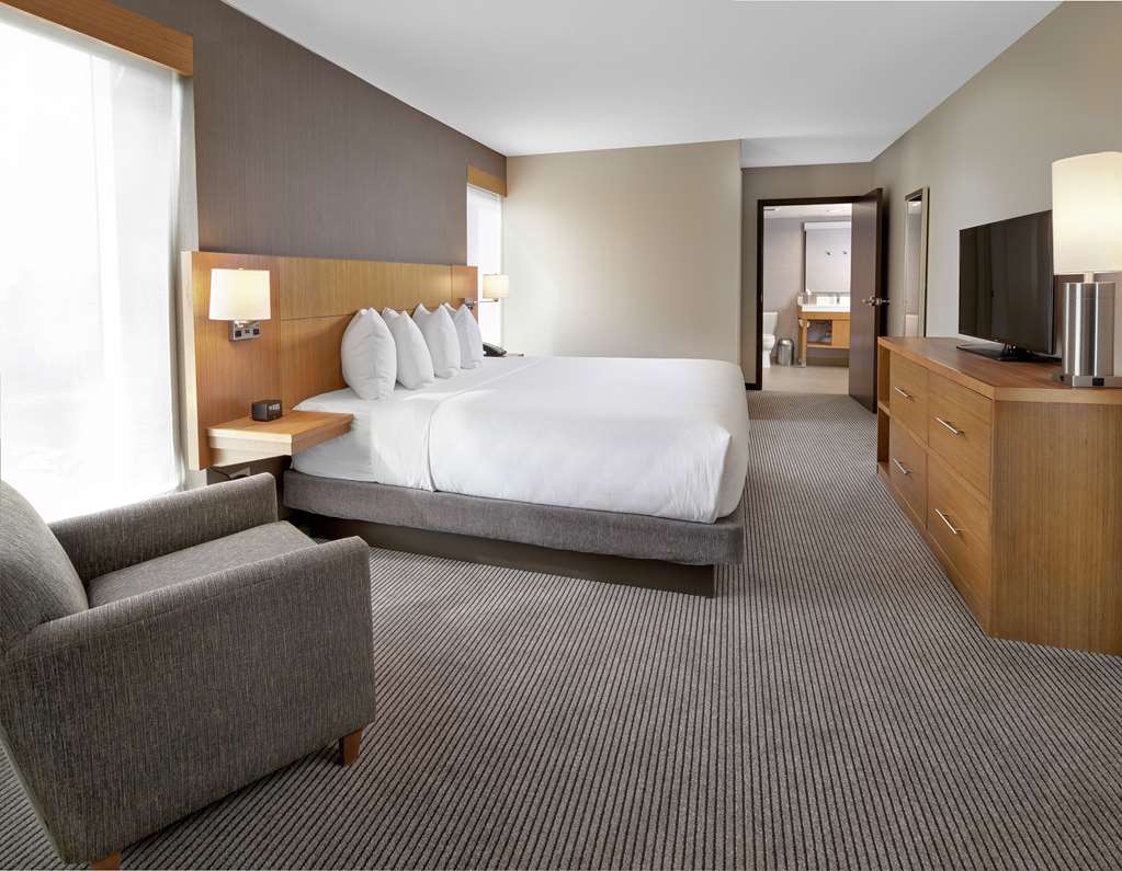 Images DoubleTree by Hilton Edmonton Downtown