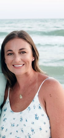 Images Lindsay Burris, Psychiatric Nurse Practitioner