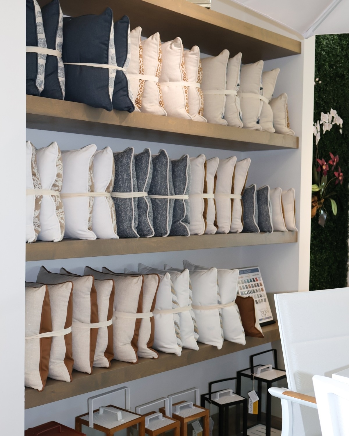 Browse a wide selection of coordinating outdoor accent pillows to complete your patio look.