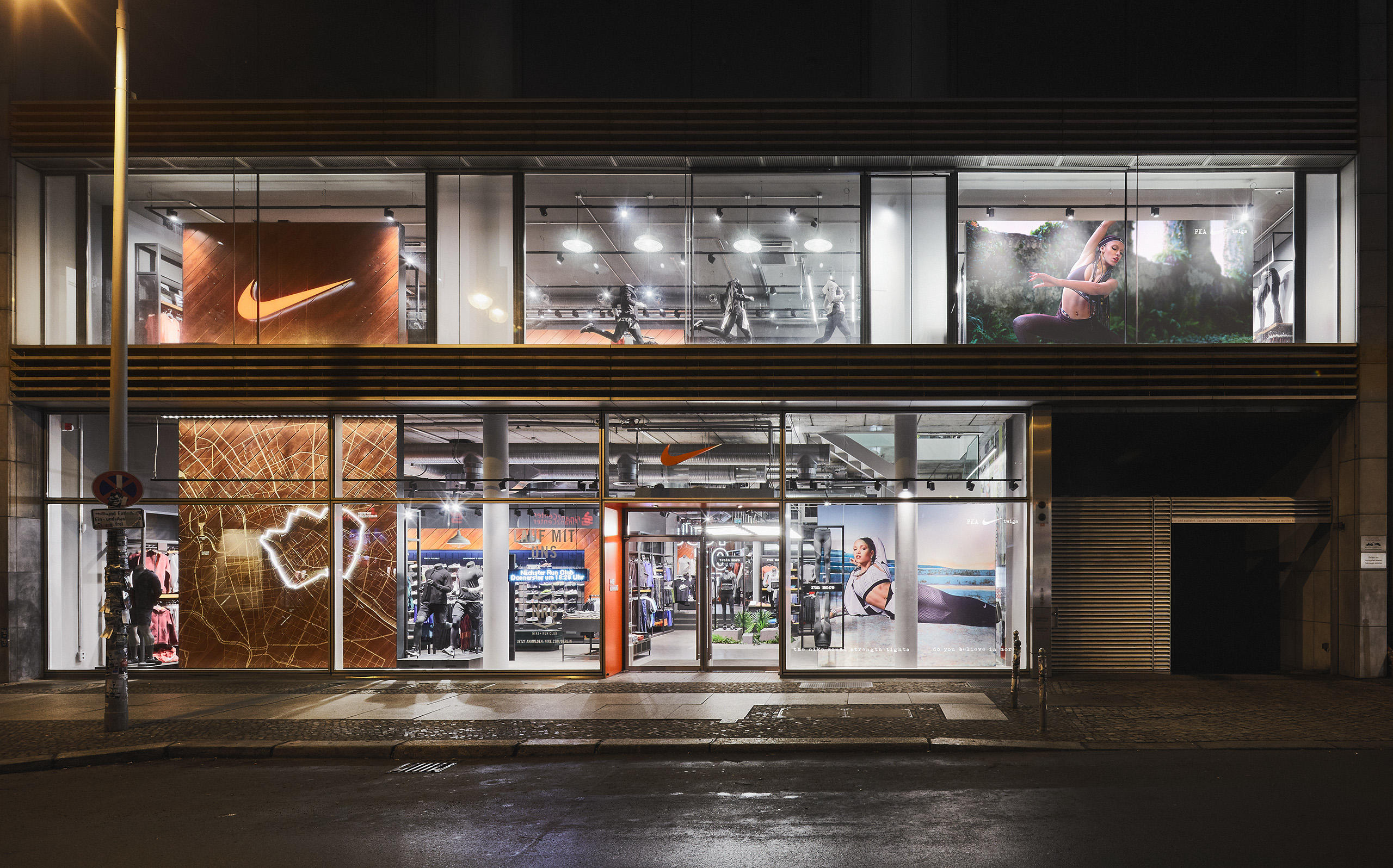 Kundenbild groß 9 Nike Store Berlin Mitte