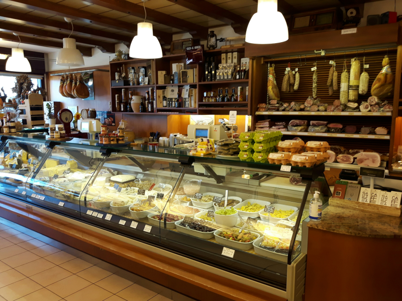 Images In Dispensa