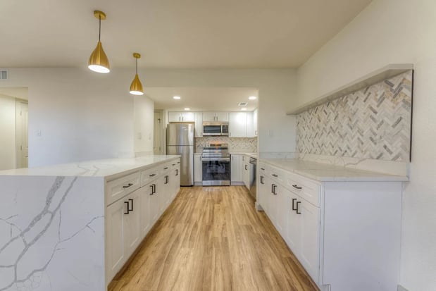Images The Garden District Apartments