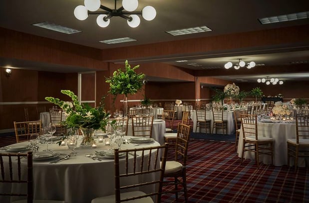 Images Graduate by Hilton Lincoln