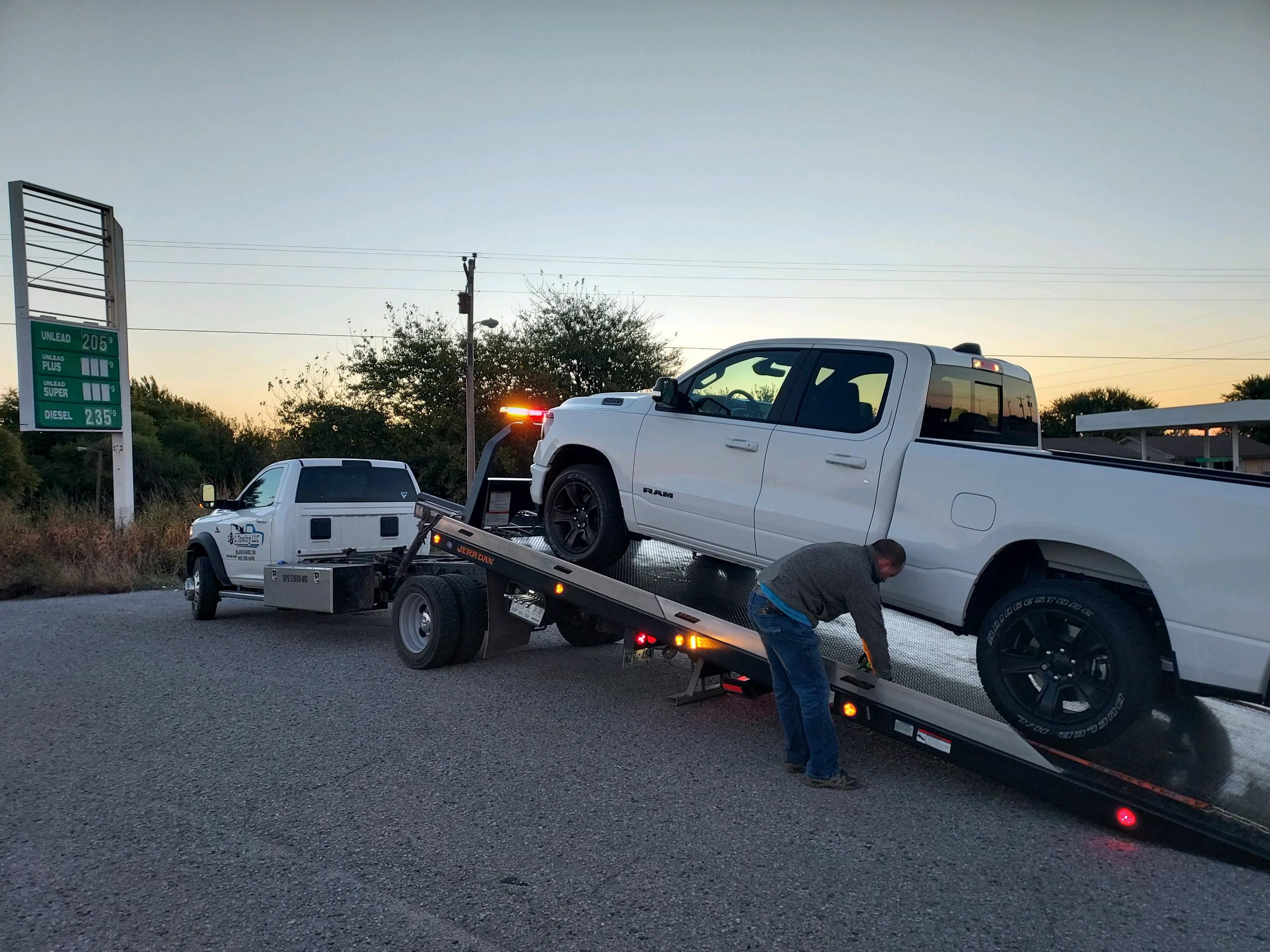 Call now for a towing service you can count on!