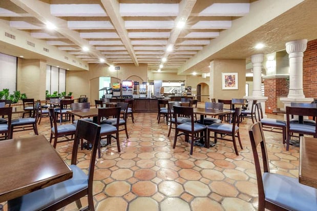Images Embassy Suites by Hilton Kansas City Plaza