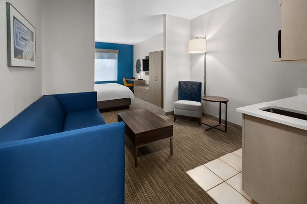 Images Holiday Inn Express & Suites Acme-Traverse City by IHG