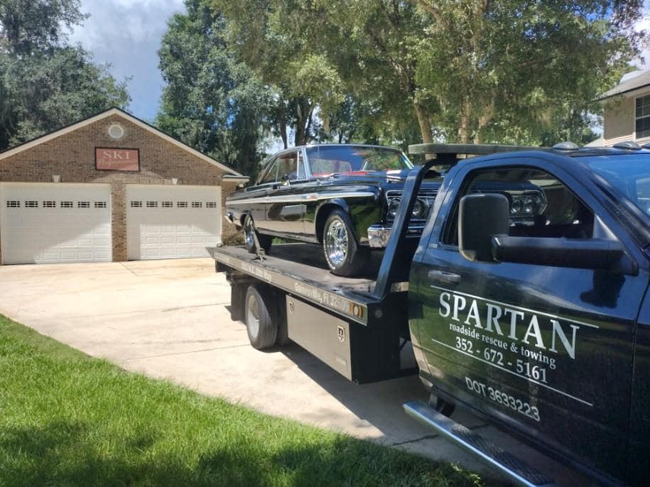 Call our fast, friendly, reliable tow team!