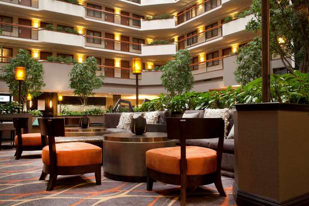 Images Embassy Suites by Hilton Dallas Near the Galleria