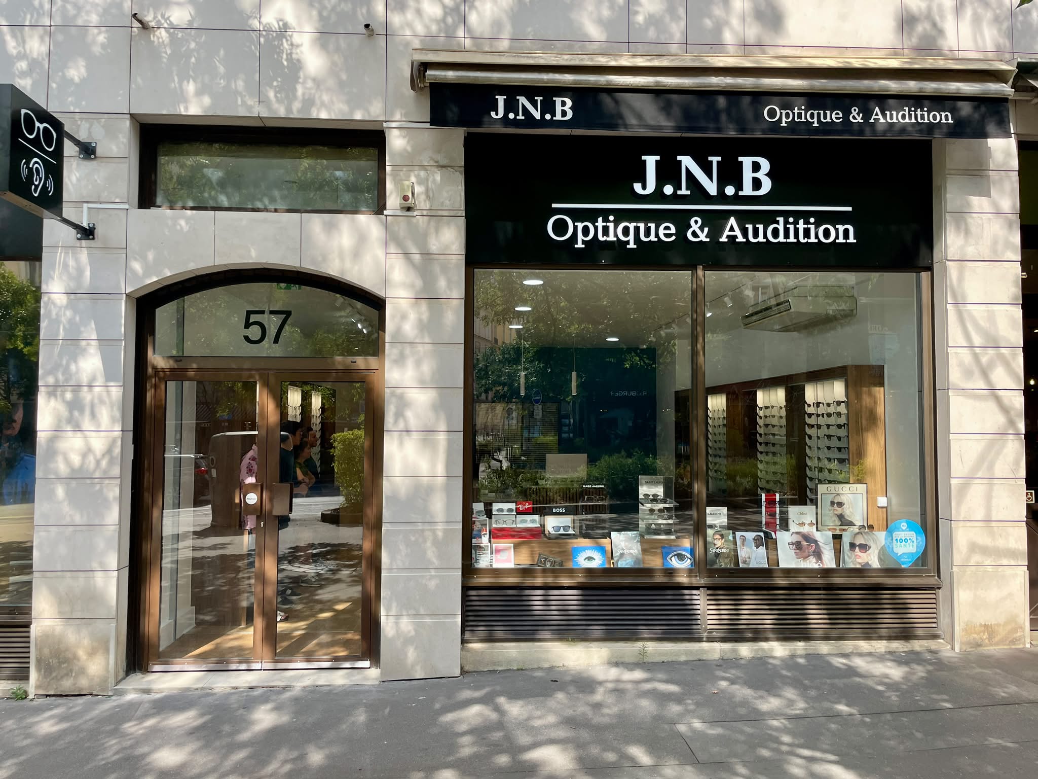 JNB OPTIQUE & AUDITION VITRINE JNB OPTIQUE & AUDITION VITRINE