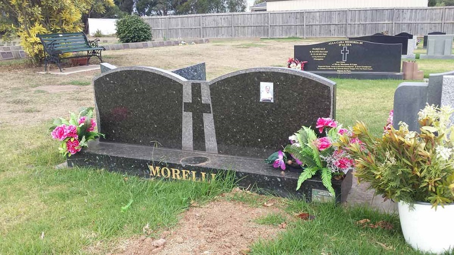 Images Keenan Memorials