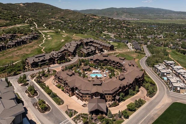 Images Waldorf Astoria Park City