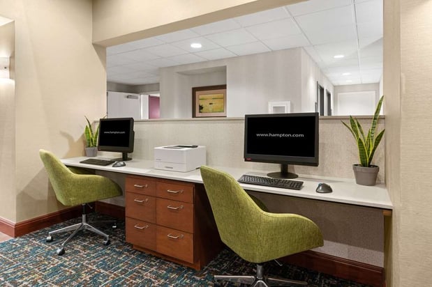 Images Hampton Inn & Suites Burlington