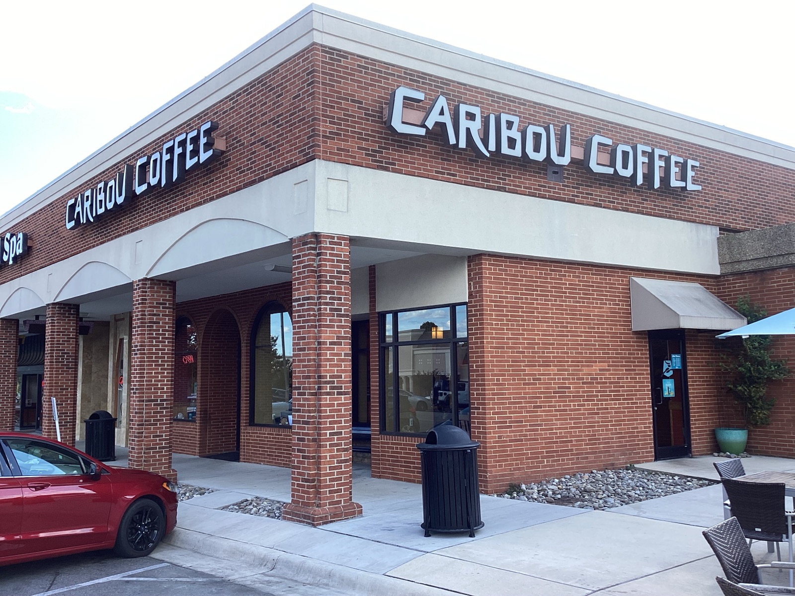 Storefront of the Caribou Coffee at 3109 Northline Avenue in Greensboro