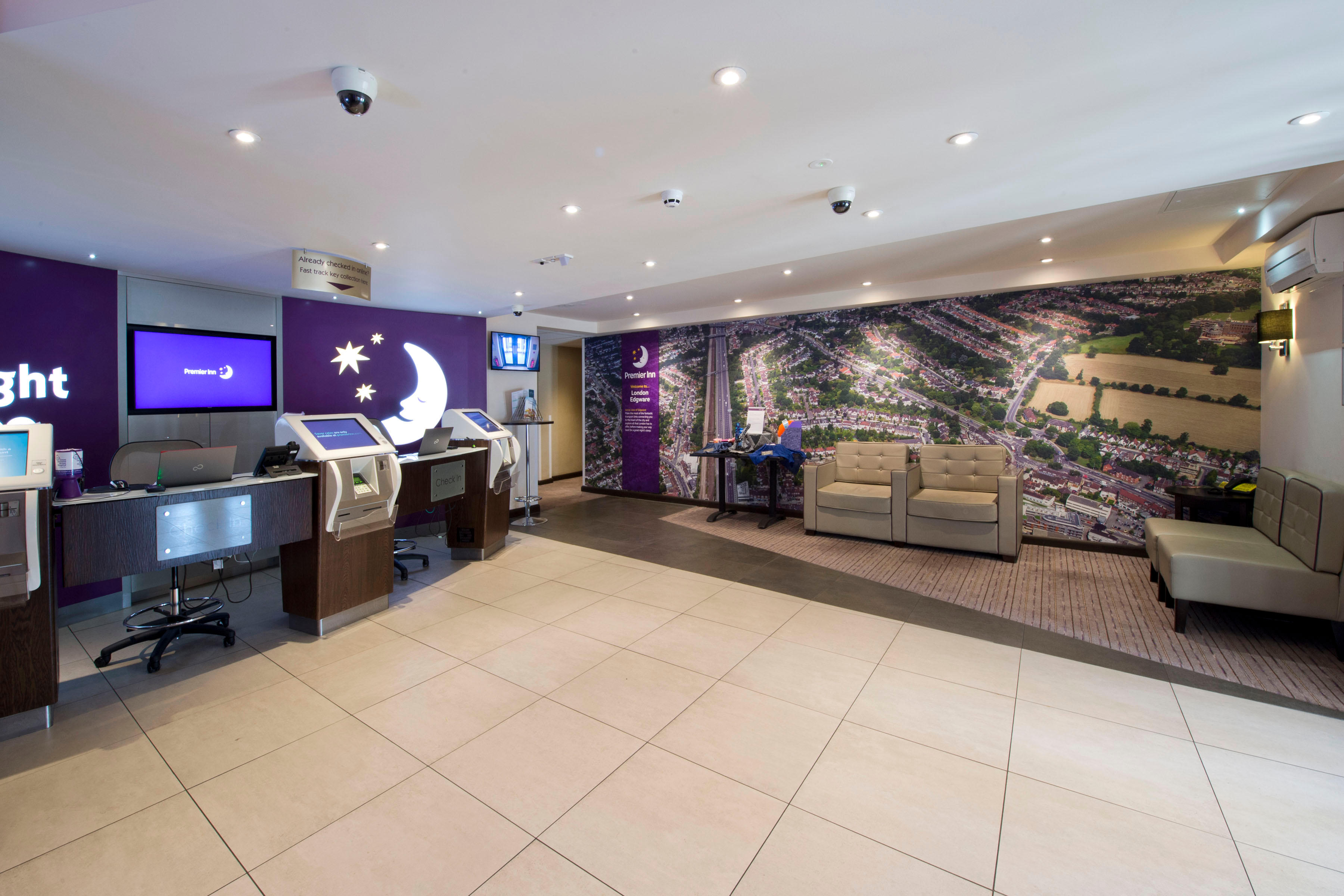 Images Premier Inn London Edgware hotel