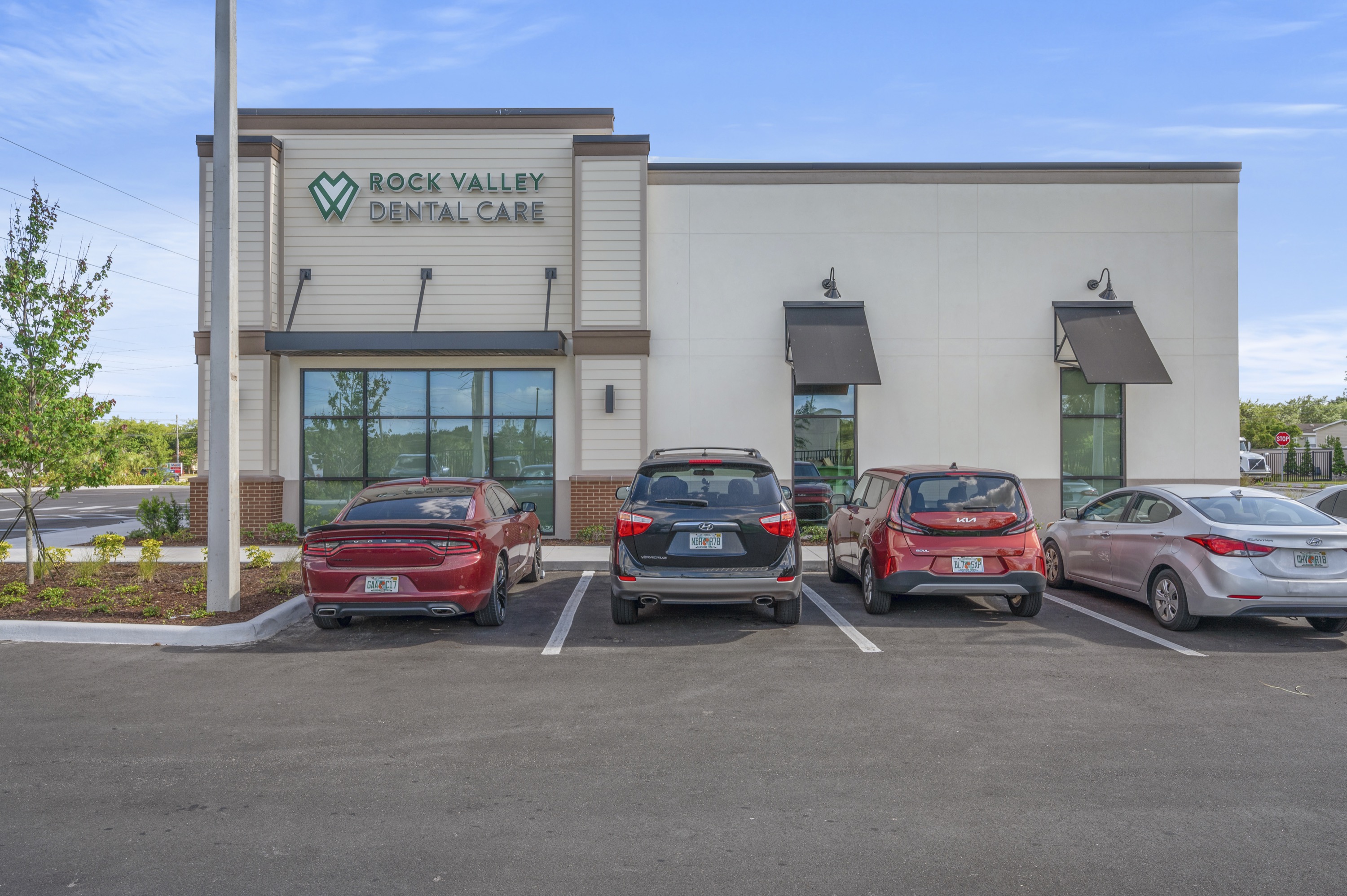 Front of office, Rock Valley Dental Care. Dentist in Apopka, FL. 