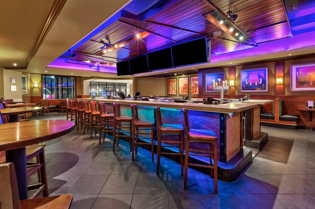 Images Crowne Plaza Dulles Airport by IHG