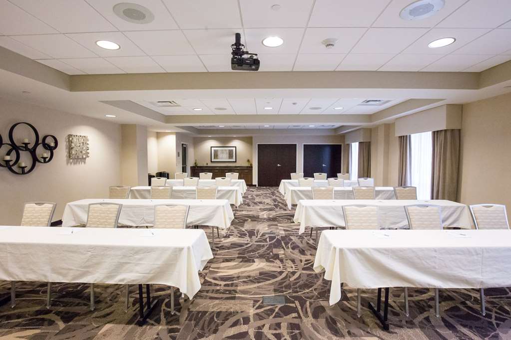 Meeting Room Hampton Inn & Suites Pittsburgh/Harmarville Pittsburgh (412)423-1100