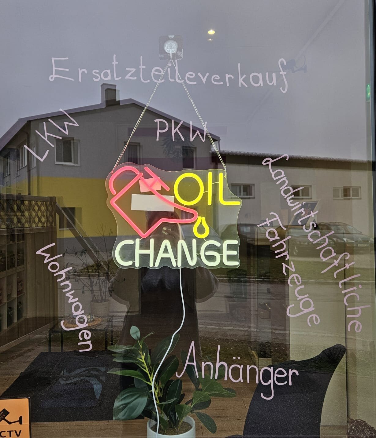 Bild 6 von MST Group