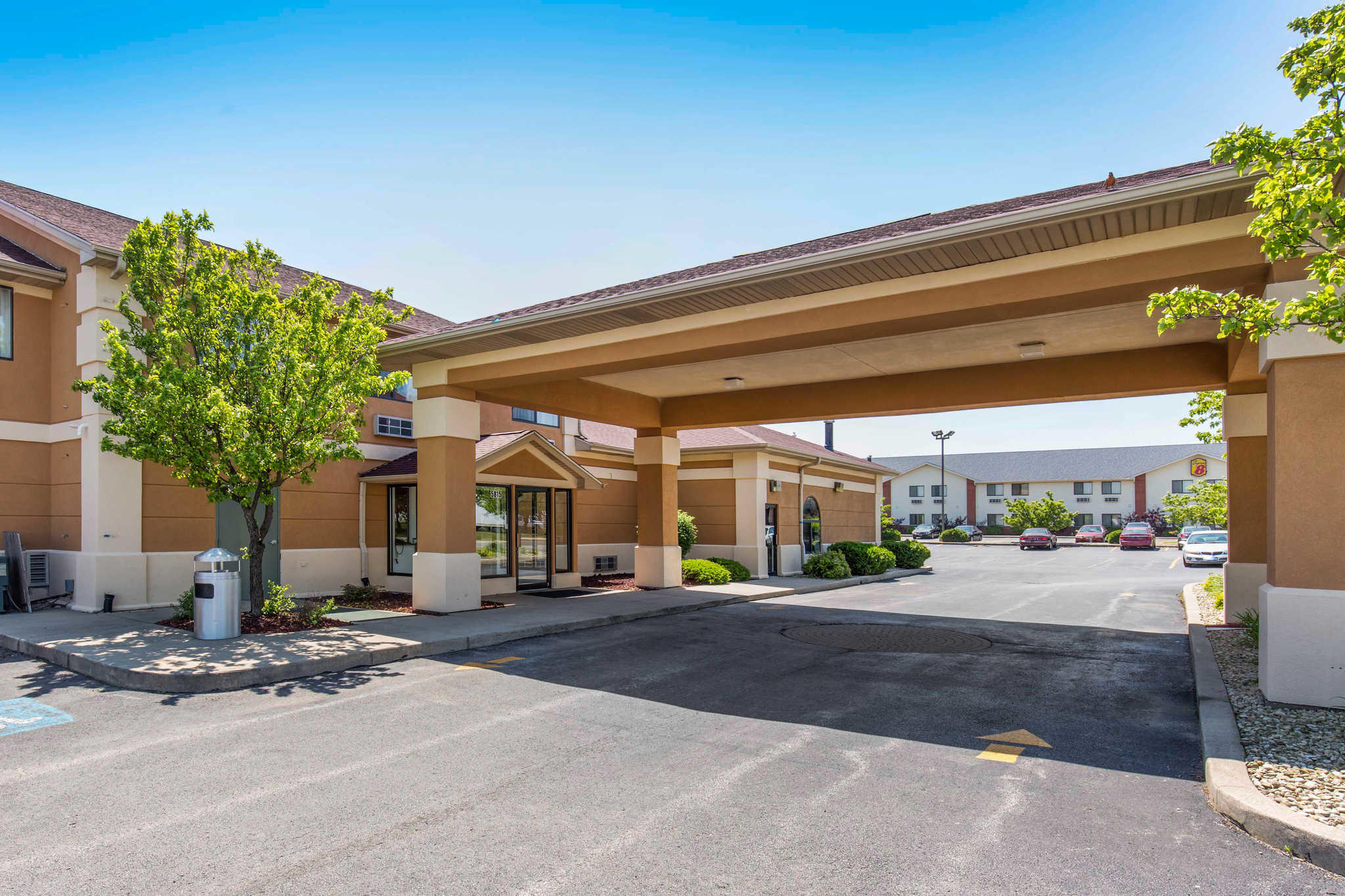 Quality Inn in Monee, IL (Hotels & Motels) - 708-534-3500 | ABLocal.com