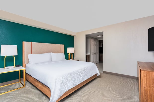 Images Holiday Inn & Suites Daytona Beach on the Ocean by IHG