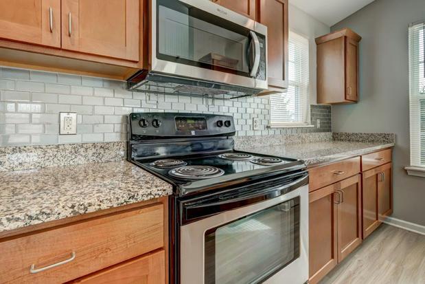 Images Webster Green Apartment Homes