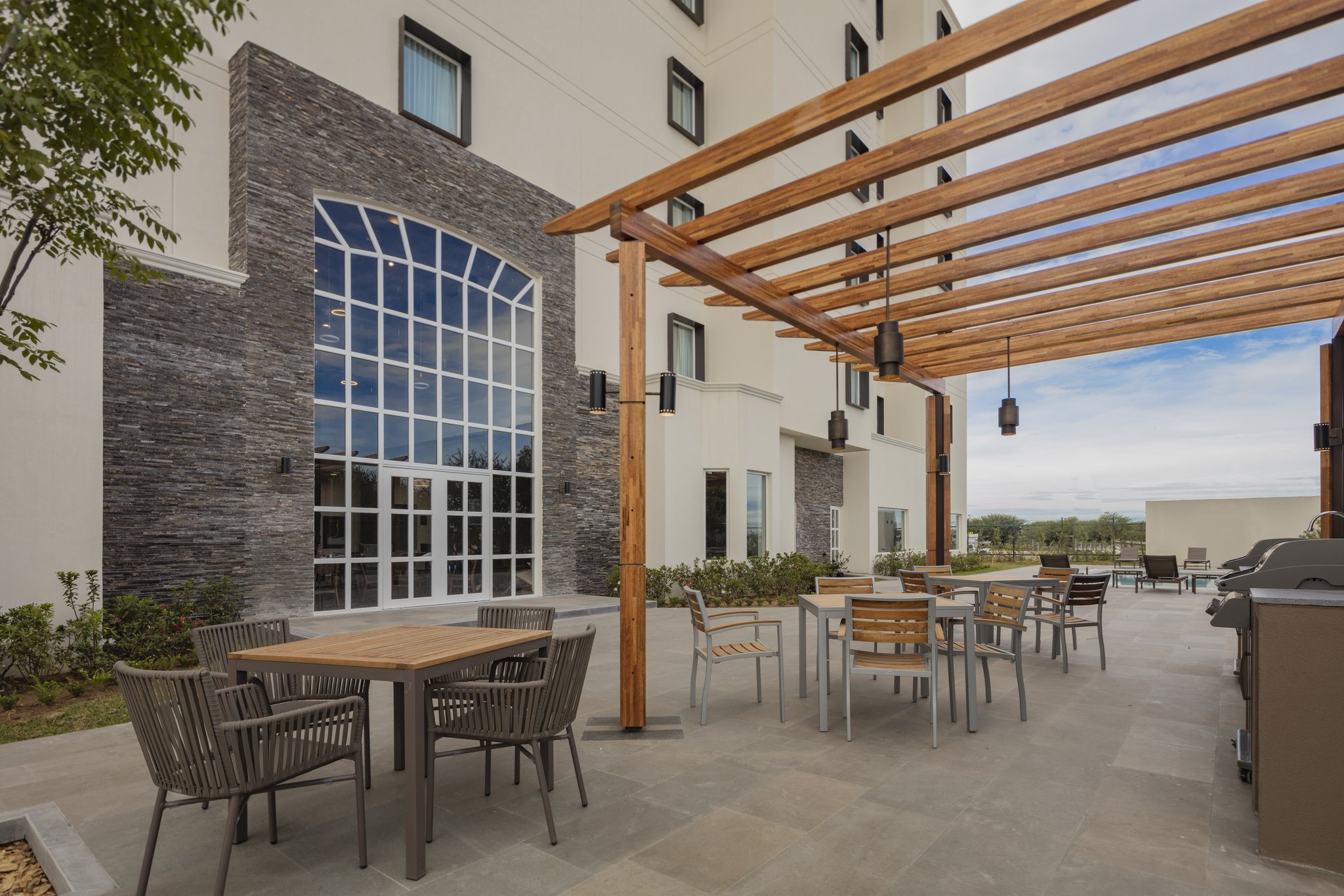 Images Staybridge Suites Saltillo by IHG