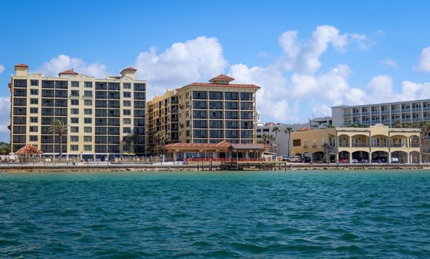 Images Holiday Inn & Suites Clearwater Beach by IHG