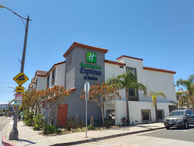 Images Holiday Inn Express & Suites Hermosa Beach by IHG