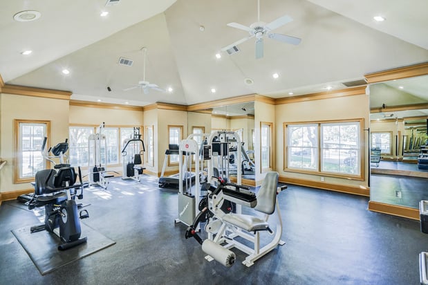 Images Saxony at Chase Oaks Apartments