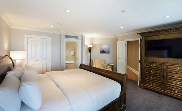 Images Madison Beach Hotel, Curio Collection by Hilton