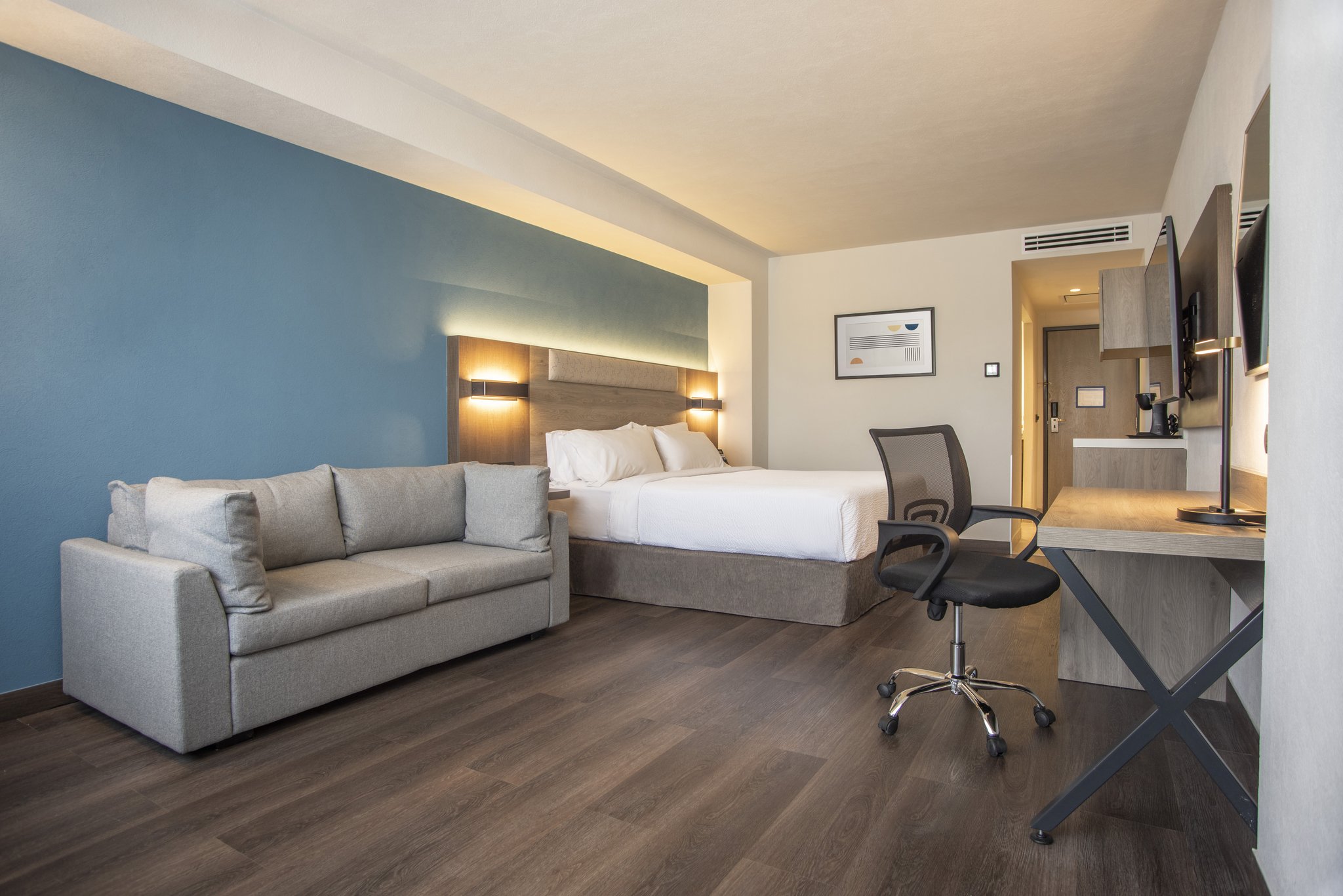 Images Holiday Inn Express Guadalajara Expo by IHG