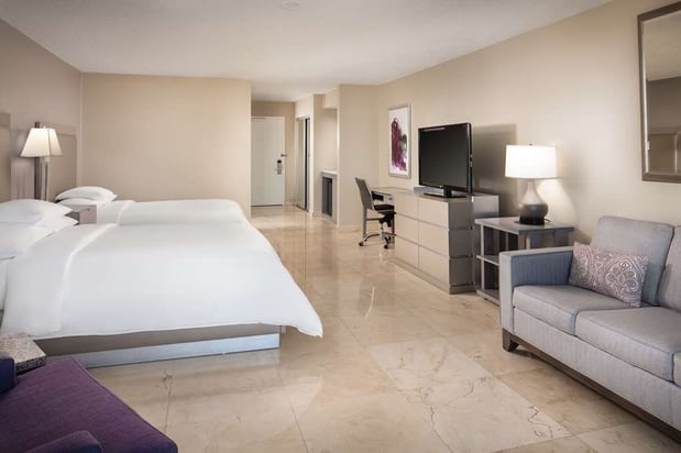 Images DoubleTree by Hilton Grand Hotel Biscayne Bay