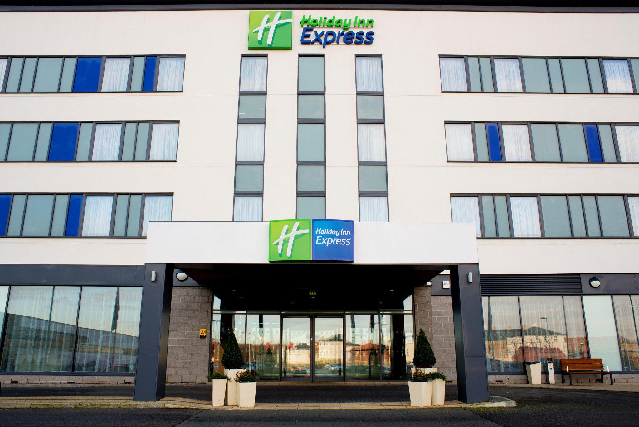 Holiday Inn Express Rotherham - North, an IHG Hotel Rotherham 01709 760666