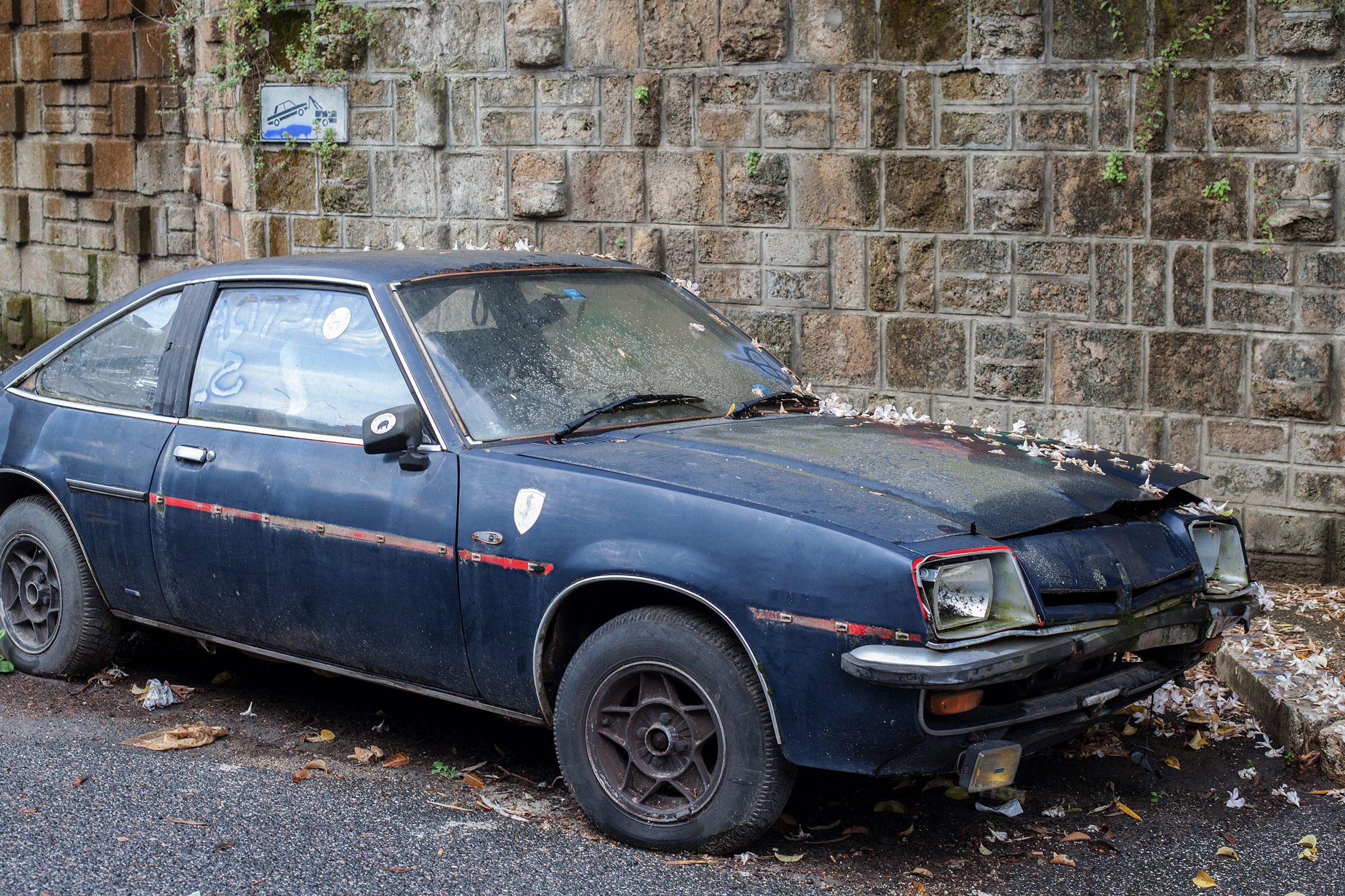 A&B TOWING AND JUNK CARS