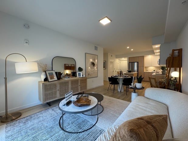 Images Caroline Golden Glades