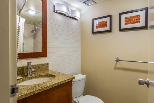 Images Holiday Inn Express Denver Central - North by IHG
