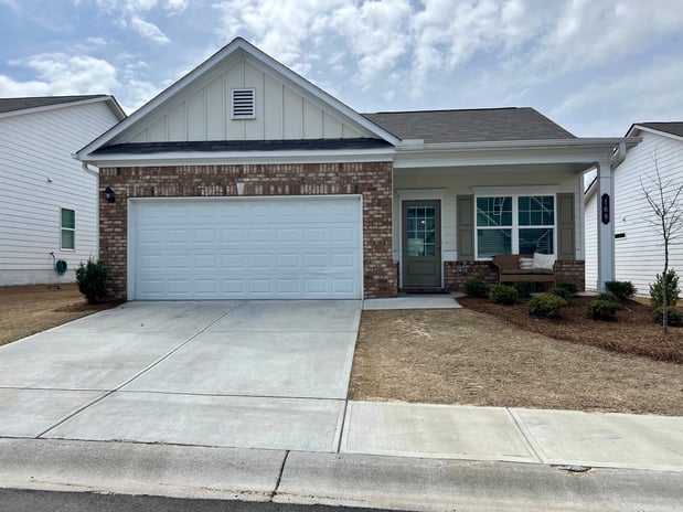 Images Tony & Pam Williams - eXp Realty
