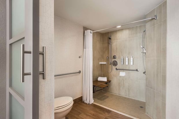 Images Embassy Suites by Hilton Miami International Airport