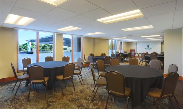 Images Holiday Inn Nashville-Vanderbilt (Dwtn) by IHG
