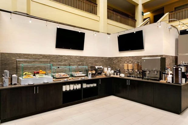 Images Embassy Suites by Hilton Chicago North Shore Deerfield