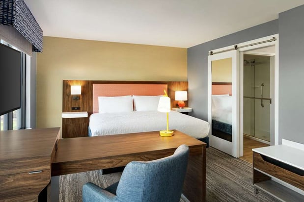 Images Hampton Inn & Suites Olean