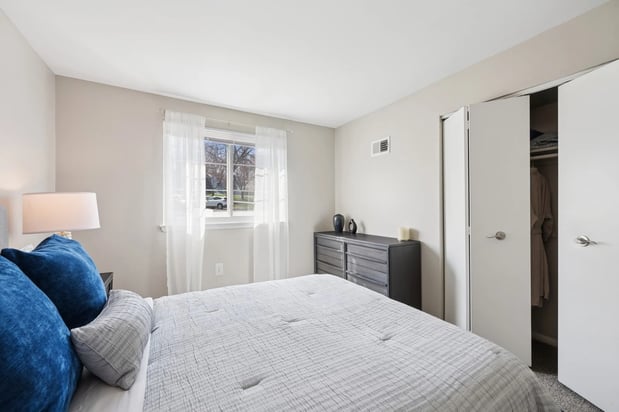Images ReNew Odenton apartments