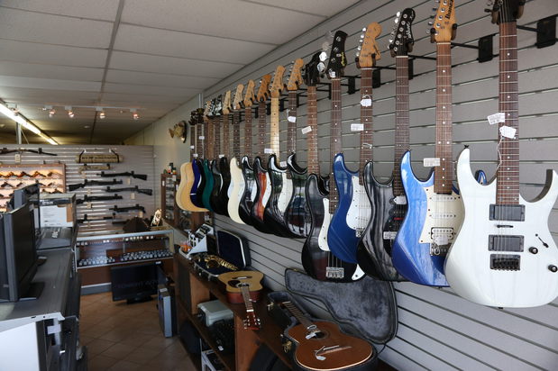 Images Hickory Pawn & Gun