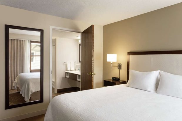 Images Hampton Inn & Suites Springdale